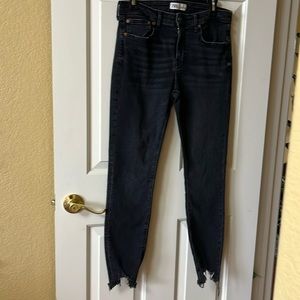 Women’s Zara skinny jeans